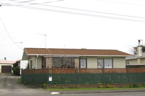 Photo of property in 25c Omata Road, Marfell, New Plymouth, 4310
