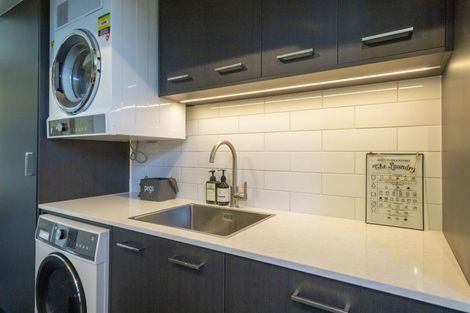 Photo of property in 65 Centennial Avenue, Arrowtown, 9302