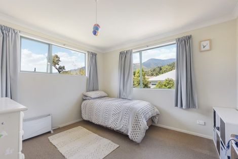 Photo of property in 8 Victoria Close, Picton, 7220