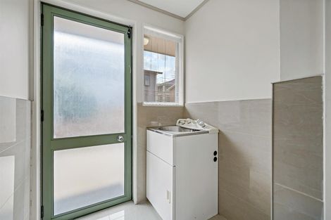 Photo of property in 11a Keeling Road, Henderson, Auckland, 0612