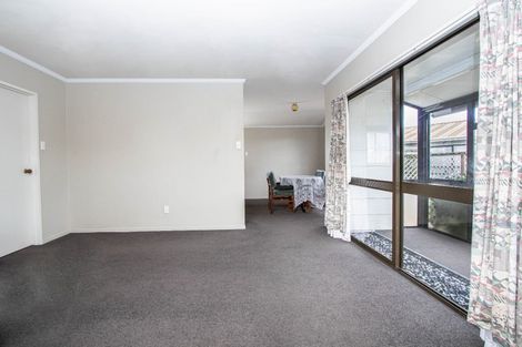 Photo of property in 55u5 Tuhikaramea Road, Dinsdale, Hamilton, 3204