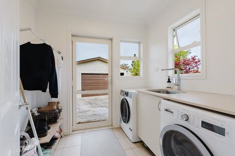Photo of property in 55 Plunket Terrace, Hamilton East, Hamilton, 3216