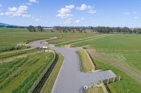 Photo of property in 11 Tirohanga Lane, Aorangi, 4775