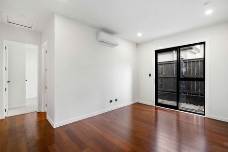 Photo of property in 29 Cara Avenue, Kumeu, 0810