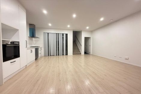 Photo of property in 106 Bellbird Street, Papakura, 2110