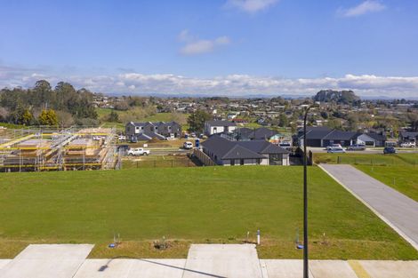Photo of property in 30 Taahunui Rise, Peacocke, 3206