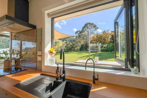 Photo of property in 11 Mangotahi Road, Thames, 3577