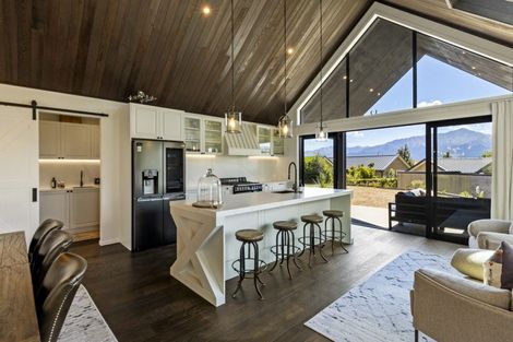Photo of property in 3 Aberdare Court, Jacks Point, Queenstown, 9371