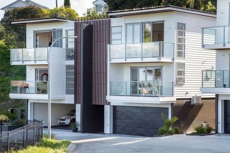 Photo of property in 8c Huka Road, Birkenhead, Auckland, 0626