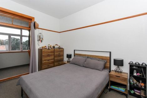 Photo of property in Devonport Apartments, 42/127 Saint Aubyn Street, New Plymouth, 4310