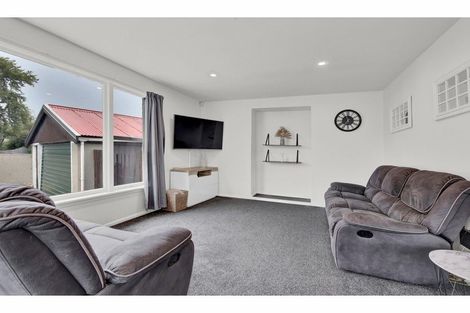 Photo of property in 17 Opal Place, Casebrook, Christchurch, 8051