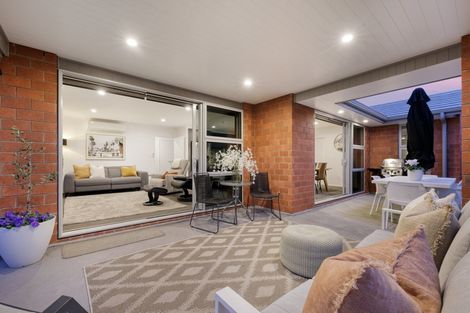 Photo of property in 21 Kahuparere Crescent, Pyes Pa, Tauranga, 3112