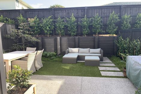Photo of property in 4/4163 Great North Road, Glen Eden, Auckland, 0602