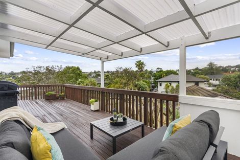 Photo of property in 8 Babington Place, Torbay, Auckland, 0630