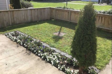 Photo of property in 57 Phar Lap Crescent, Takanini, 2112