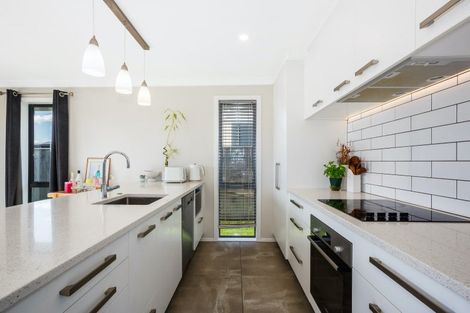 Photo of property in 5 Pohe Street, Waikanae, 5036