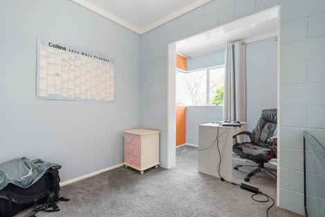 Photo of property in 12 April Place, Red Hill, Papakura, 2110