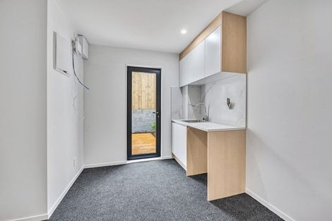 Photo of property in 2/163 Edmonton Road, Te Atatu South, Auckland, 0610