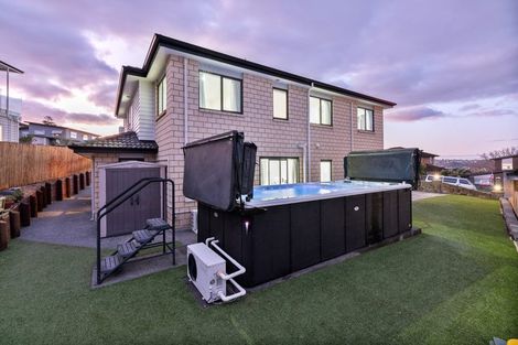 Photo of property in 2 Platinum Rise, Ranui, Auckland, 0612