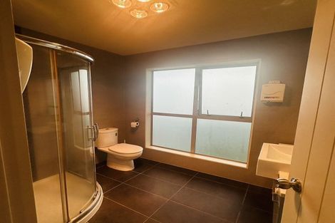 Photo of property in 22 Oak Bark Drive, Schnapper Rock, Auckland, 0632