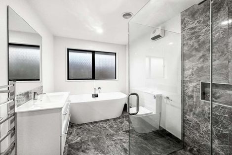 Photo of property in 27 Crossley Avenue, Woodend, 7610