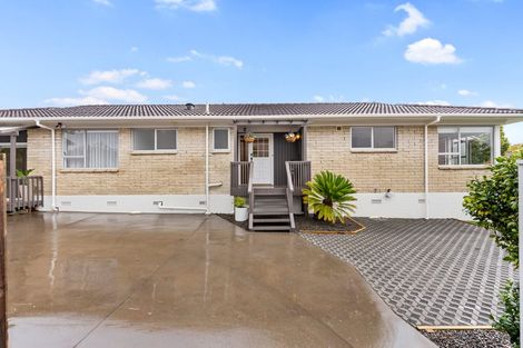Photo of property in 54 Meadway, Sunnyhills, Auckland, 2010