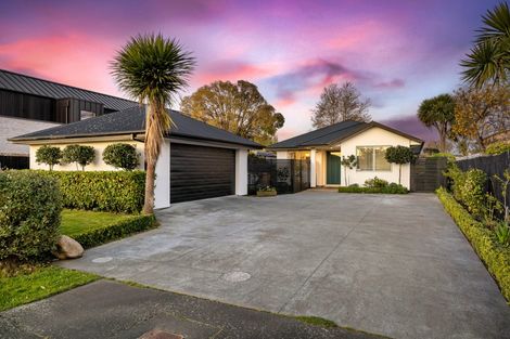Photo of property in 18 Kenwyn Avenue, St Albans, Christchurch, 8052