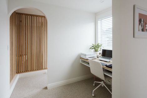 Photo of property in 55b Belt Road, New Plymouth, 4310
