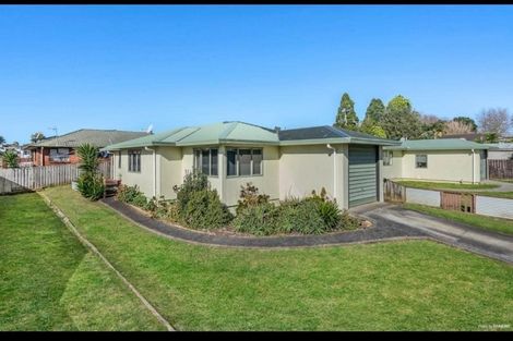 Photo of property in 15 Josie Lane, Manurewa, Auckland, 2102