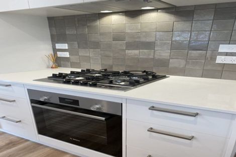 Photo of property in 18u2 Pickering Crescent, Chedworth, Hamilton, 3210