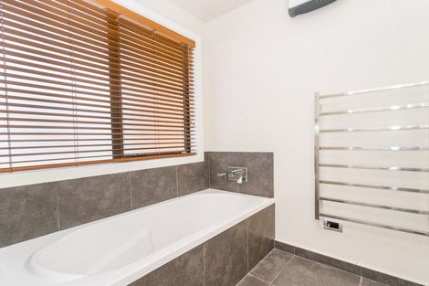 Photo of property in 10 Hardacre Place, Omarama, 9412