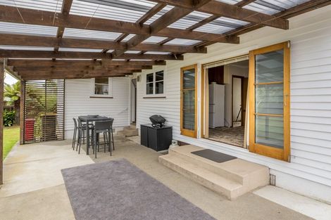 Photo of property in 53 Graham Street, Levin, 5510