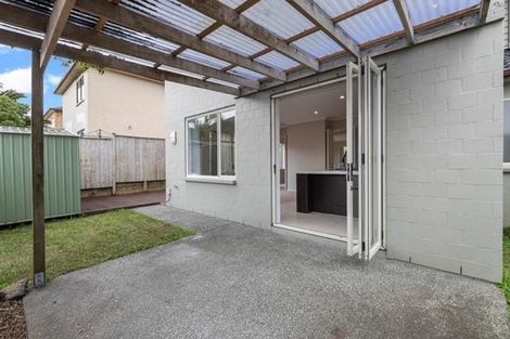 Photo of property in 6 Karson Place, Flat Bush, Auckland, 2016
