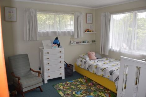 Photo of property in 68 Kohekohe Street, New Lynn, Auckland, 0600