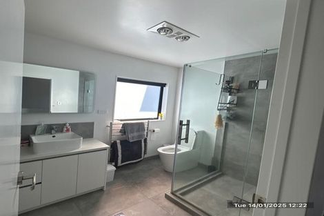 Photo of property in 2/15 Tokerau Drive, Rototuna North, Hamilton, 3210