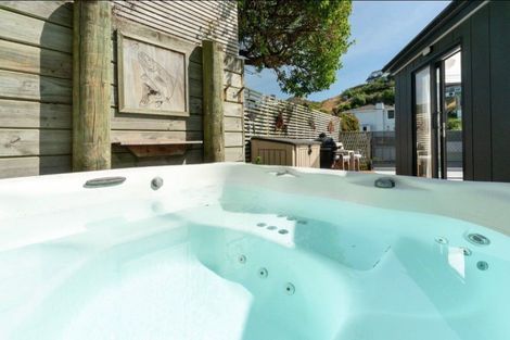 Photo of property in 173a Severn Street, Island Bay, Wellington, 6023