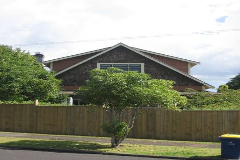 Photo of property in 6a/2 Wattle Street, New Lynn, Auckland, 0600