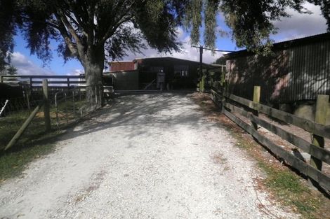 Photo of property in 102 Settlement Road, Kaiwaka, 0573