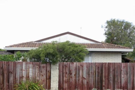 Photo of property in 7 Rosanna Place, Aranui, Christchurch, 8061