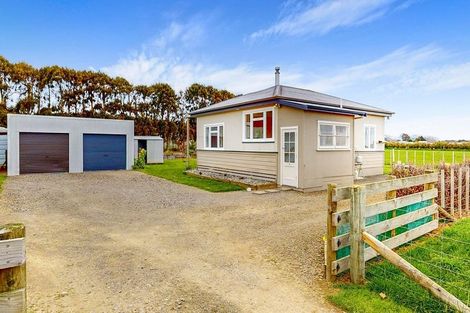 Photo of property in 25 Boulton Road, Levin, 5510