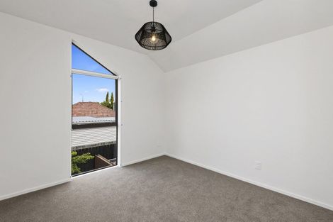 Photo of property in 3/9 Edgeware Road, St Albans, Christchurch, 8014