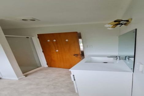 Photo of property in 6 Wingfield Place, Churton Park, Wellington, 6037