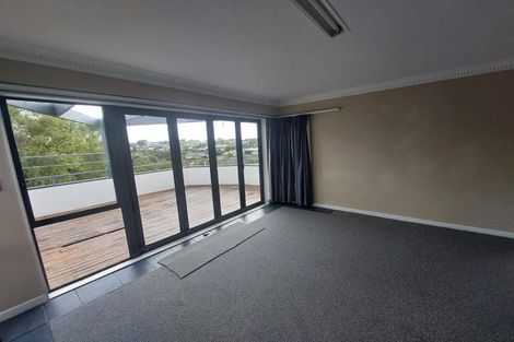 Photo of property in 6 Crichton Terrace, Hauraki, Auckland, 0622