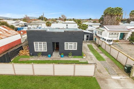 Photo of property in 905 Queen Street East, Parkvale, Hastings, 4122