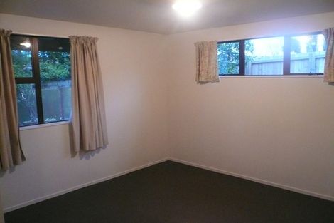 Photo of property in 13 Rosewarne Crescent, Glendene, Auckland, 0602