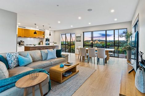 Photo of property in 28 Tai Crescent, Hobsonville, Auckland, 0616