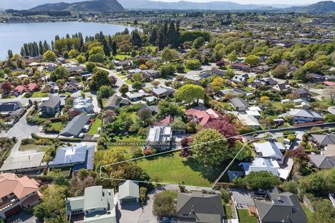 Photo of property in 18 Heuchan Lane, Wanaka, 9305