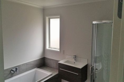 Photo of property in 10 Wiersma Lane, Wigram, Christchurch, 8025