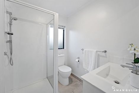 Photo of property in 2 Whitbourne Heights, Manurewa, Auckland, 2105