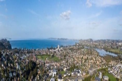 Photo of property in 13 Manawanui Way, Orewa, 0931